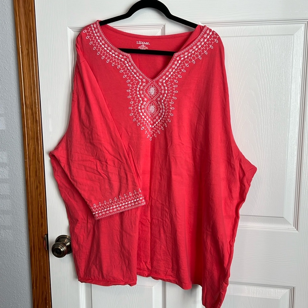 🍀Liz & Me 3/4 length sleeve top🍀